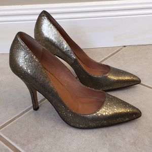 Corso Como Bowery pumps in platinum 8M